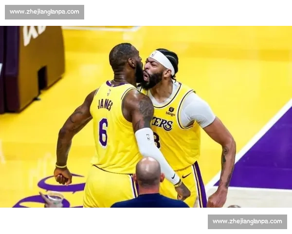 马刺对阵凯尔特人东西豪强碰撞赛季走势全面解析焦点之战前瞻看点