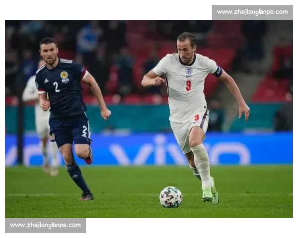 英格兰vs巴强强对话引爆焦点之战谁能主宰赛场走势悬念持续升级